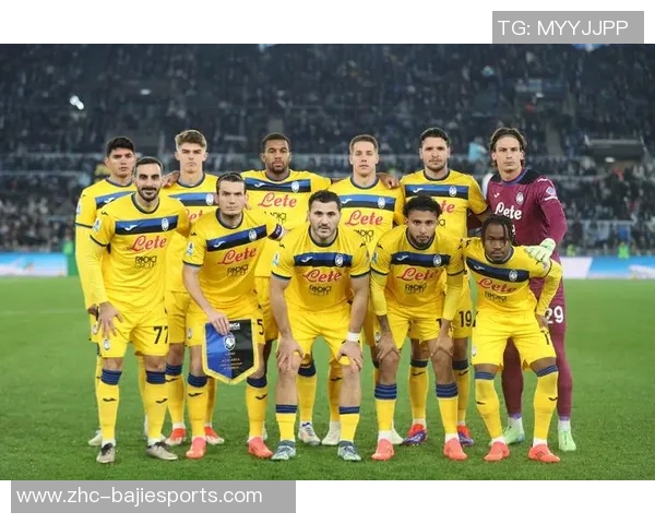 足球阵营的热血对决与战术博弈揭示了团队合作的力量与魅力 足球阵营的热血对决与战术博弈揭示了团队合作的力量与魅力